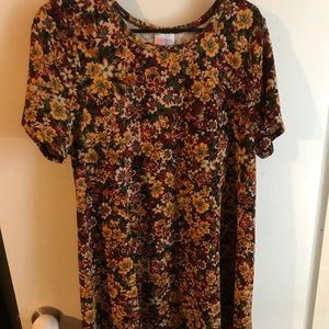 Lularoe Carly floral